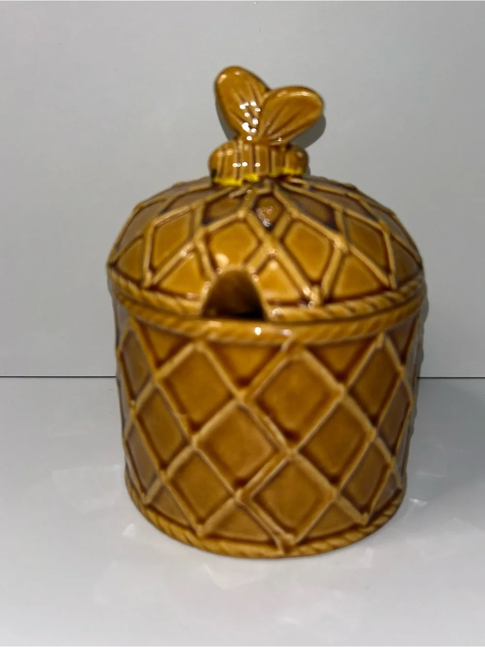 Vintage Gold Ceramic Honey Bee Hive Honey Pot Jar With Bee On Lid (no Spoon)
